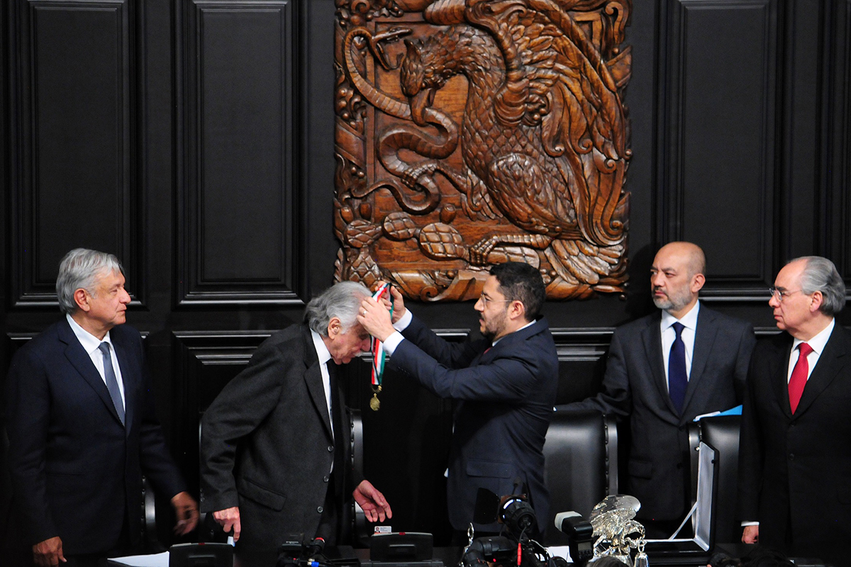 Carlos Payán, Medalla Belisario Domínguez, Senado, Andrés Manuel López Obrador,