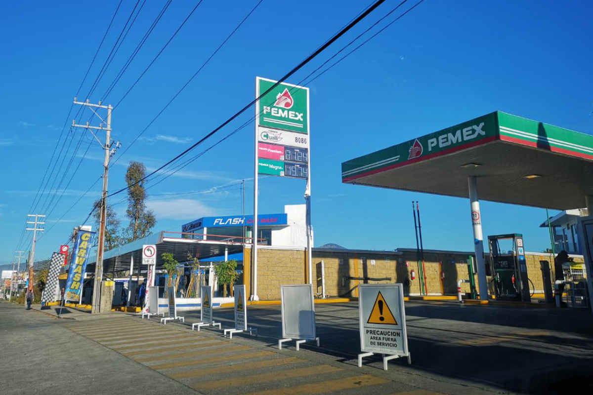 Se quedan sin gasolina en Michoacán (De Twitter)