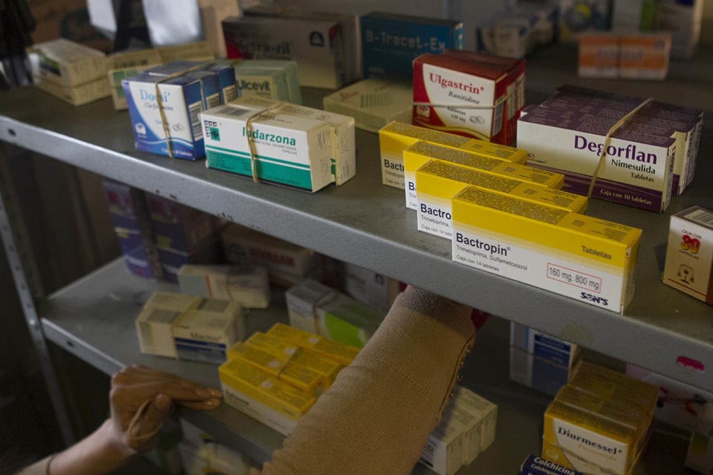 medicamentos, medicinas, SHCP, Adjudicaciones, compras,