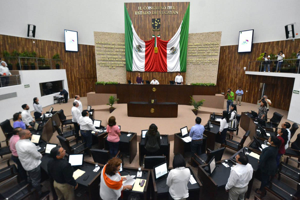 Congreso de Yucatán, 32 Congresos, Guardia Nacional, Martí Batres,