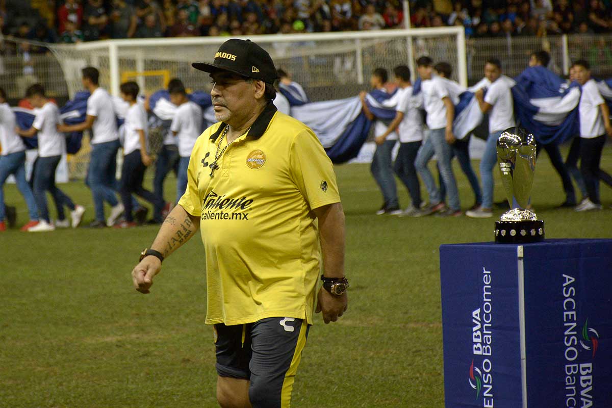 Maradona, Dorados, Ascenso, trofeo