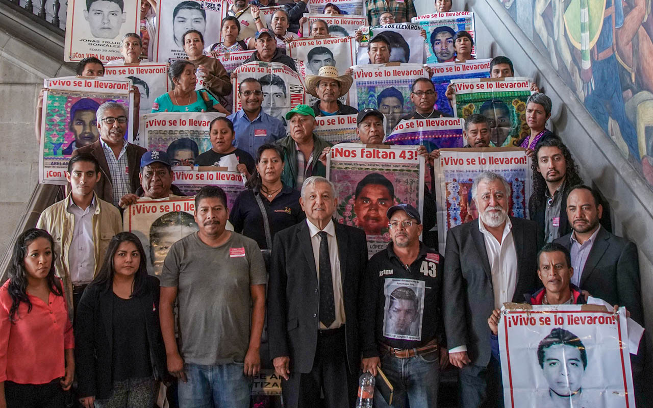 Ayotzinapa, Estudiantes, Normalistas, AMLO, Iguala, Verdad Histórica,