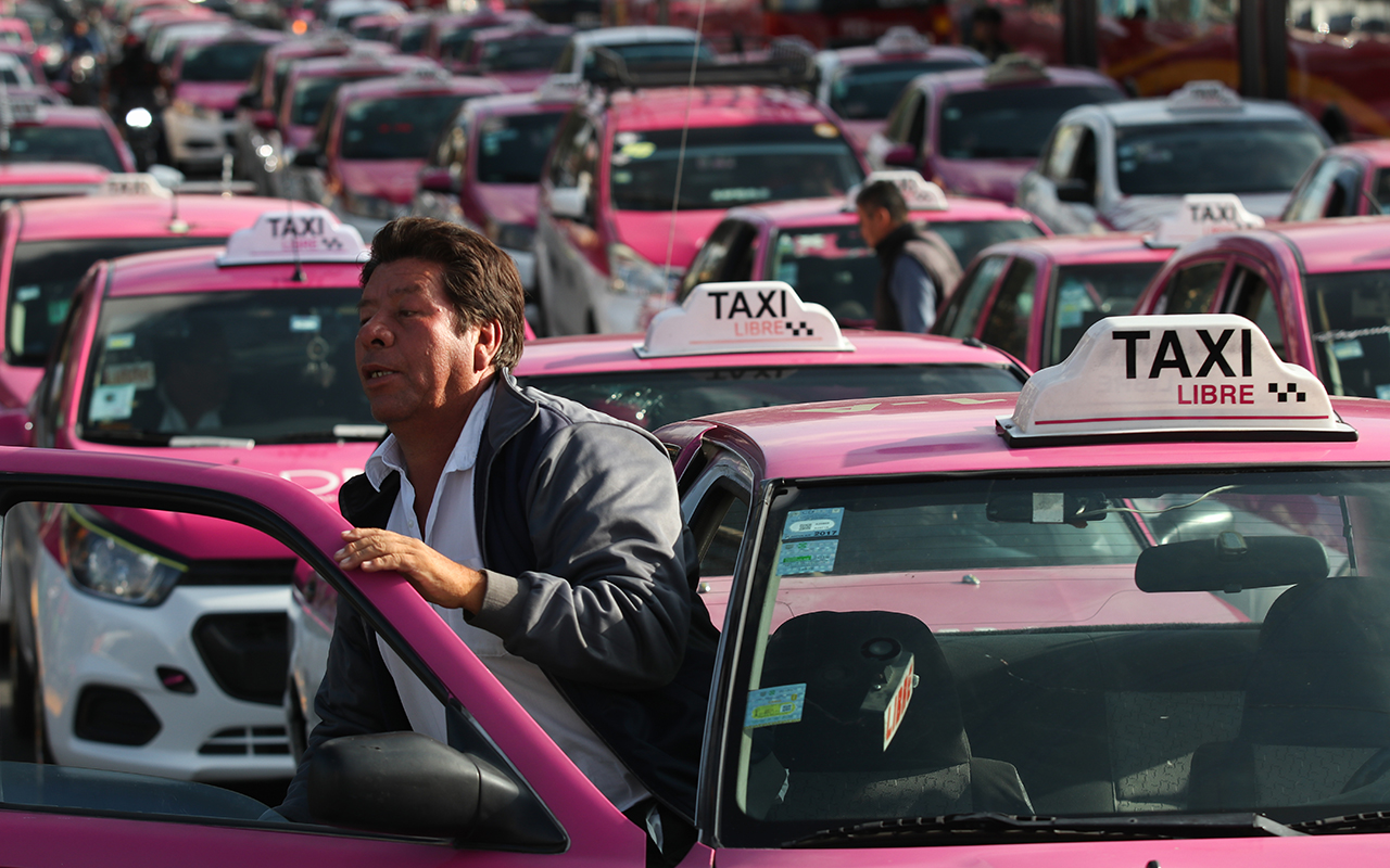 taxistas, protesta, uber, Héctor Serrano,