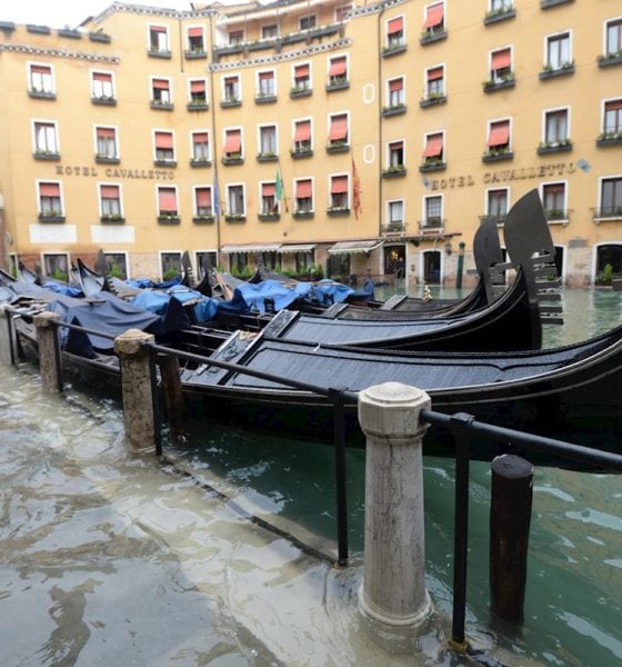 Las zonas turísticas de Venecia han sido severamente afectadas. Foto: EFE