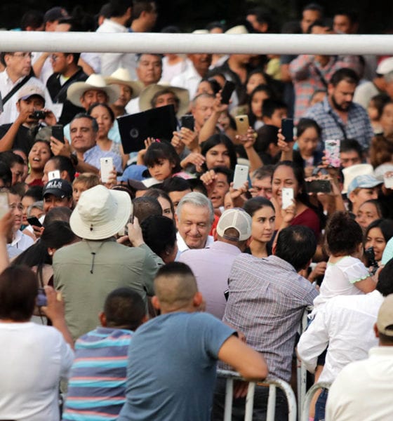 Increpan a López Obrador por Zapata ‘feminizado’