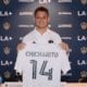 Descarta "Chicharito" interés de Chivas por sus servicios. foto: Galaxy