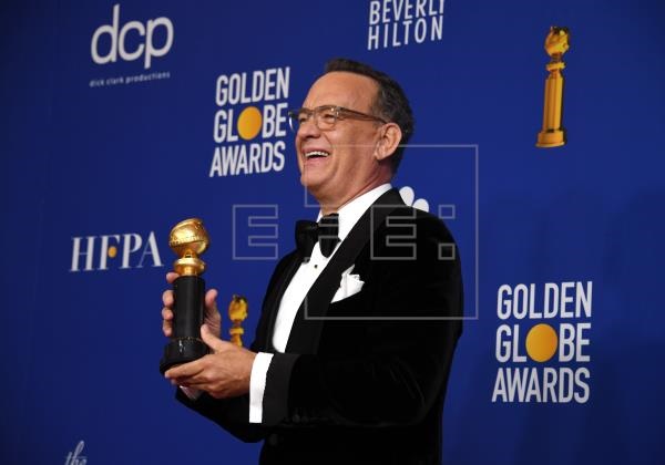 Tom Hanks recibe homenaje en los Globos de oro 2020