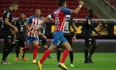 Chivas alcanza a arañar empate ante Monterrey