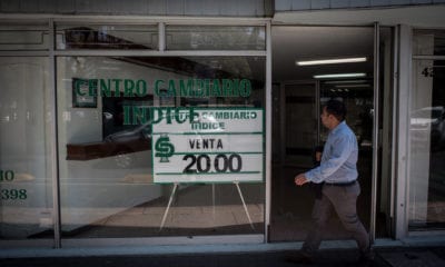 Peso y Bolsa Mexicana recuperan terreno tras "lunes negro"