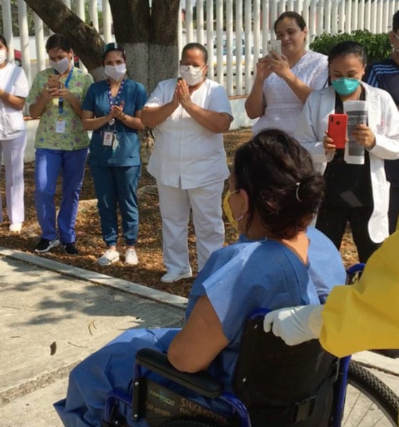 Pacientes tocan la ‘Campana de la Vida’ tras vencer al Covid-19