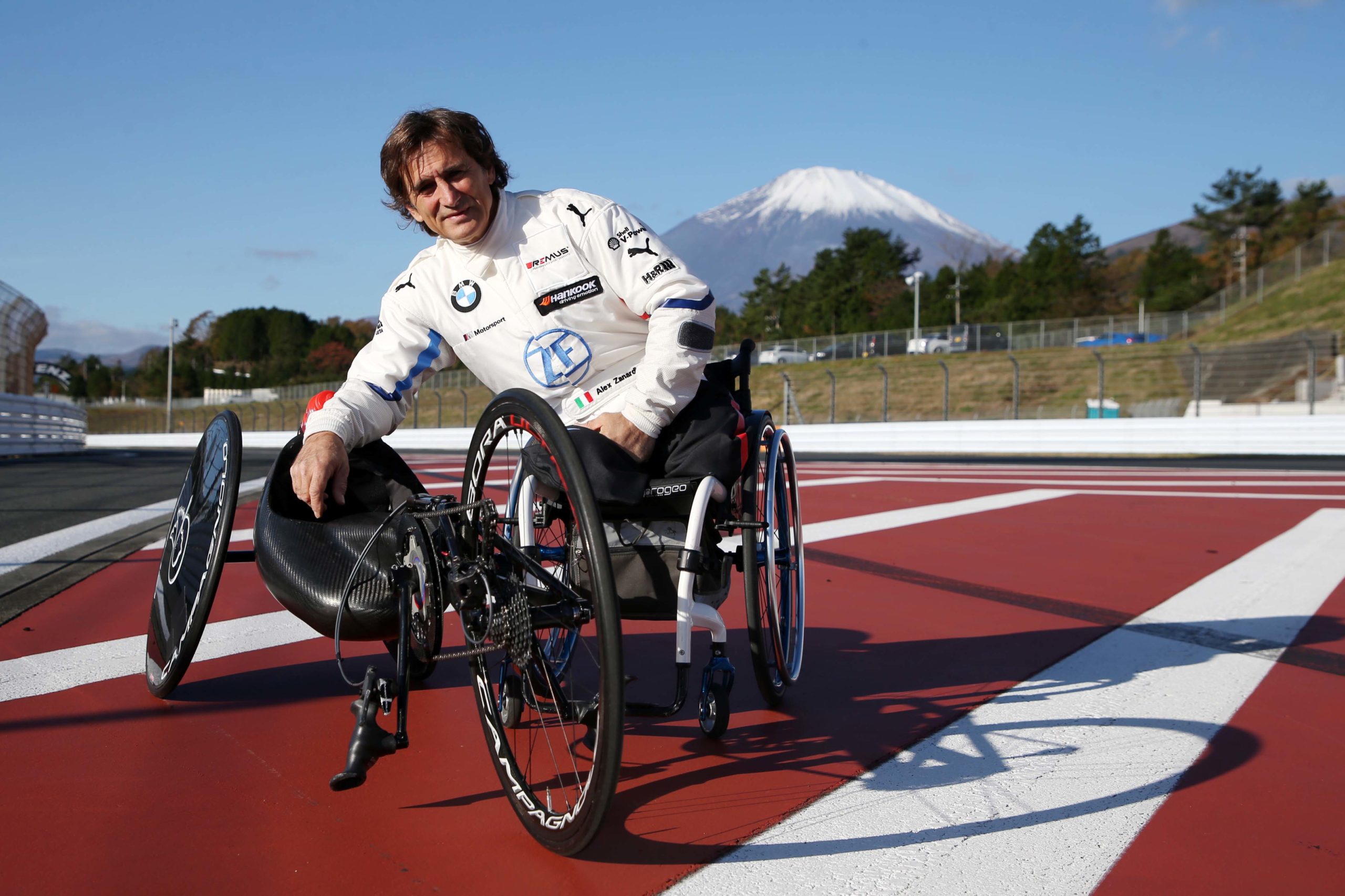Reportan grave al expiloto de Fórmula 1 Alex Zanardi. Foto: BMW