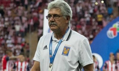 Tuca Ferretti podría salir de Tigres. Foto: Cuartoscuro