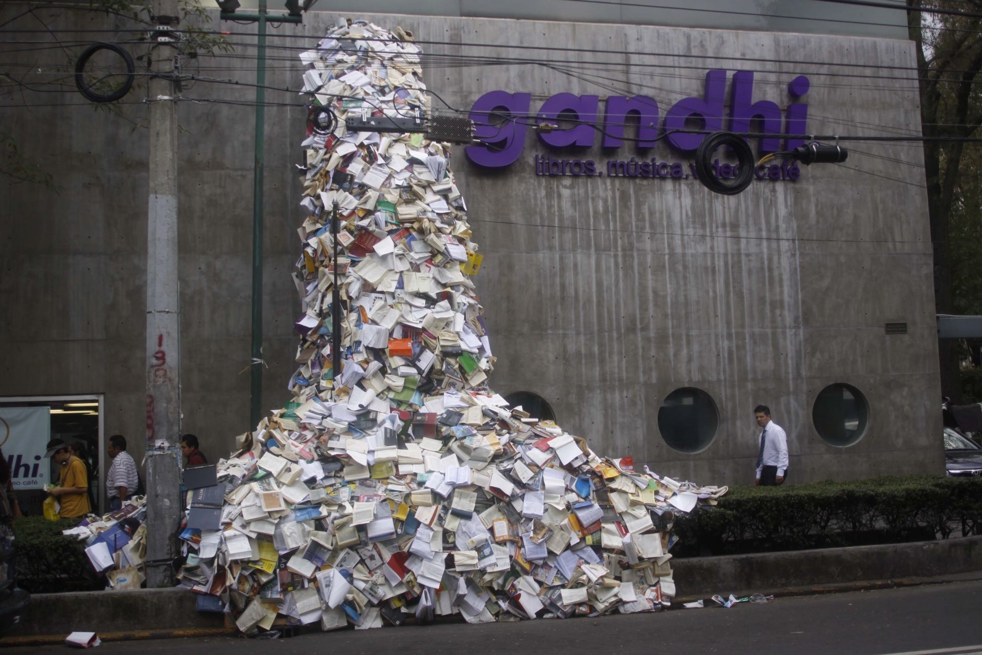 LIBRERIA GANDHI