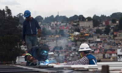 Prometen mejorar salarios de trabajadores en México