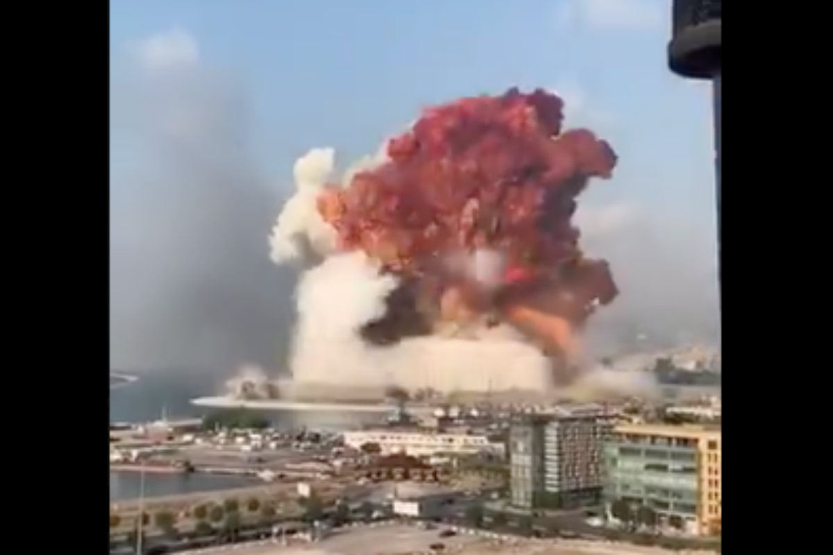 Fuerte explosión en Beirut (De Twitter)