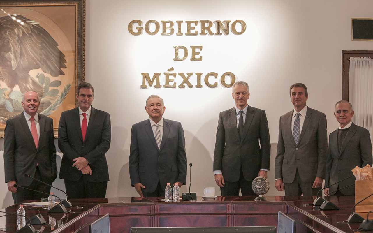 López Obrador se reúne con director de Coca-Cola Mundial