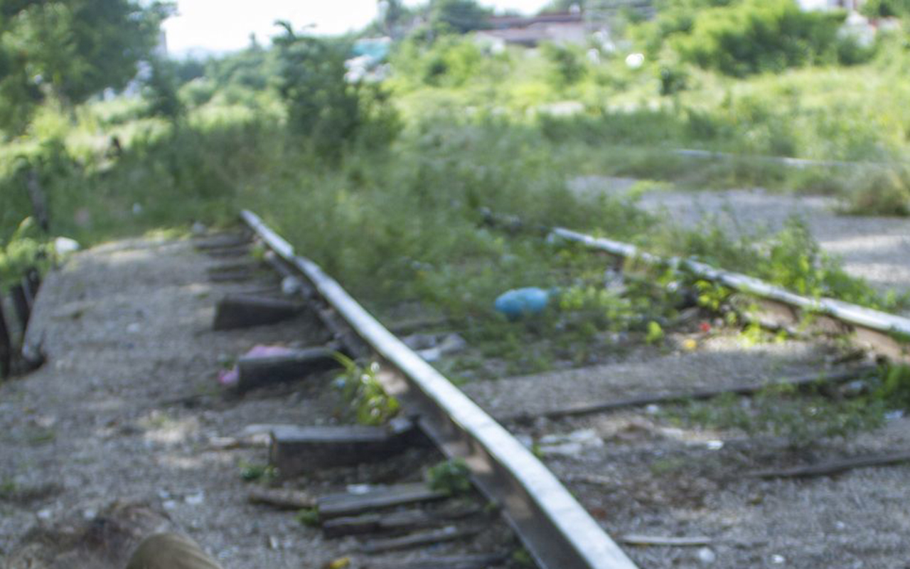 Decapitan a reportero en Veracruz; dejan cuerpo en vías del tren