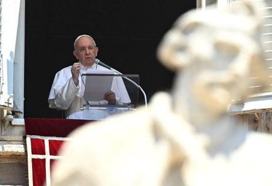 Papa Francisco pide detener la violencia en Libia. Foto: Twitter Vatican News