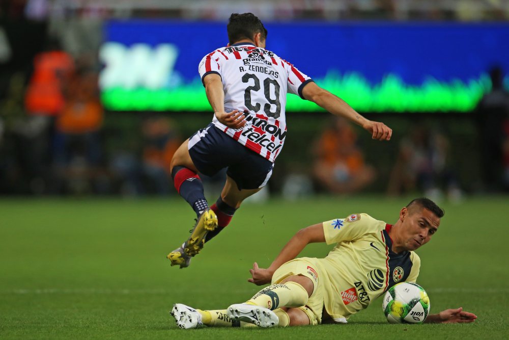 América tiene dominio sobre Chivas. Foto: Cuartoscuro