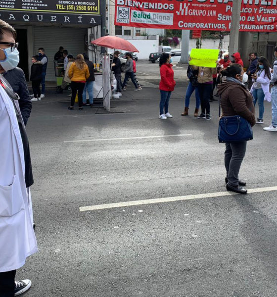 Médicos exigen el pago de salarios atrasados