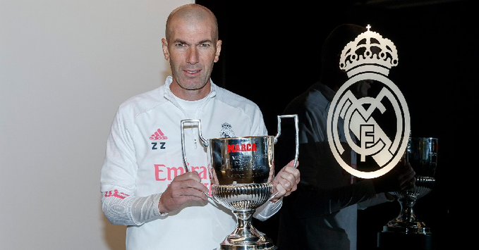 Explota Zidane por críticas en contra del arbitraje. Foto: Twitter Real Madrid