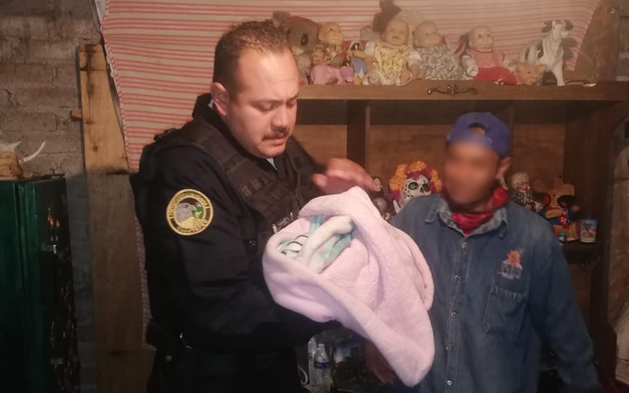 Policías asistieron a una mujer en el nacimiento de su bebé