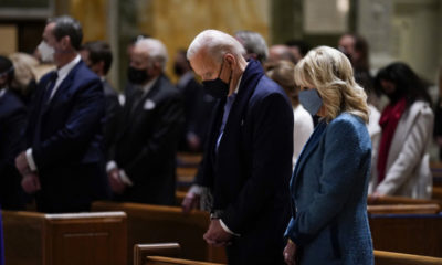 Biden acude a misa a iglesia de San Mateo