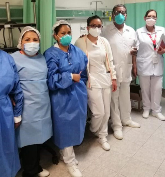 Enfermeros estrechan lazos con familiares de pacientes Covid