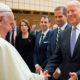 Pide el Papa Francisco a Biden trabajar por la paz