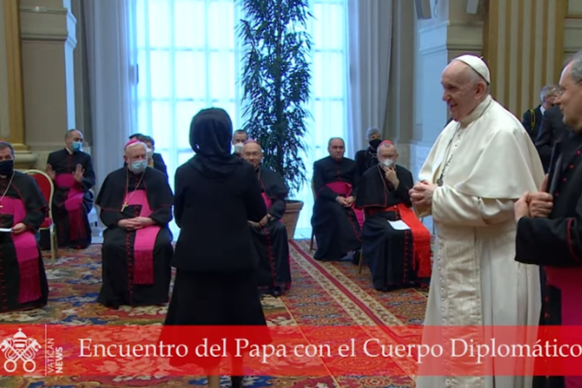 Papa Francisco lamenta el aumento de leyes que no protegen la vida