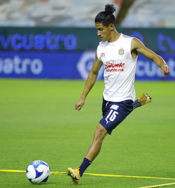 Uriel Antuna dio positivo por Covid-19. Foto: Twitter Chivas