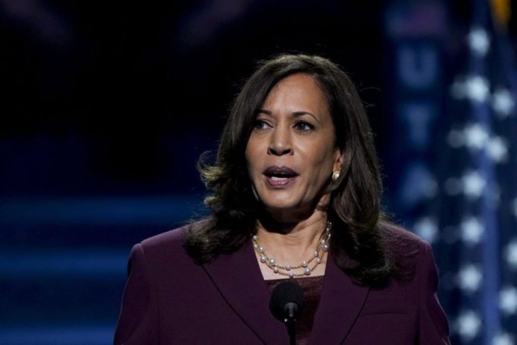 Designa Biden a Kamala Harris para resolver problema migratorio