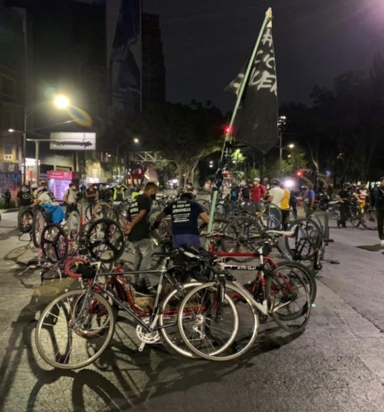 Ciclistas bloquean Insurgentes y Álvaro Obregón; exigen respeto a la movilidad