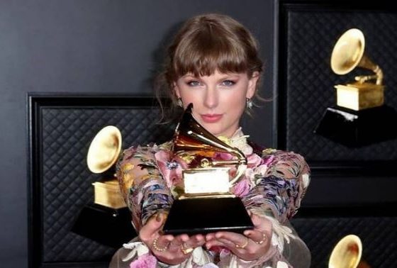 Taylor Swift gana su tercer Grammy