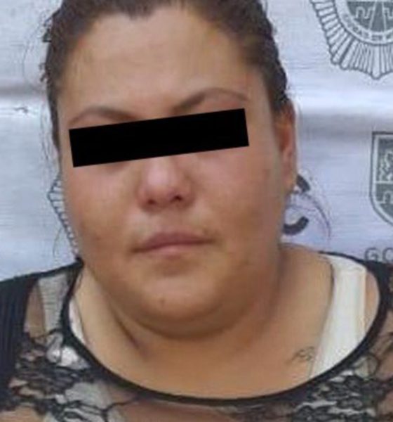 Policías detienen a Teresa Mendoza, acusada de golpear a un adulto mayor
