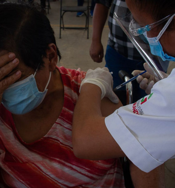Inicia vacunación contra Covid-19 en 18 municipios más del Edomex
