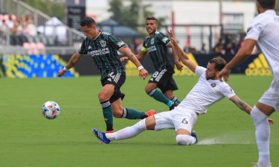 Olvida Chicharito la mala campaña. Foto: Galaxy