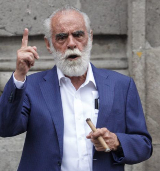 “Jefe” Diego presenta denuncia de hechos contra AMLO