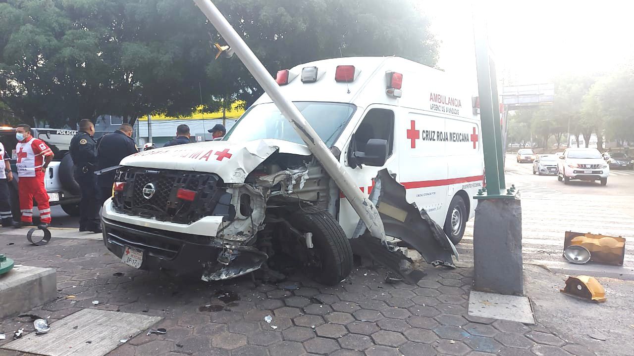 Grave accidente deja dos heridos. Foto: Israel Lorenzana