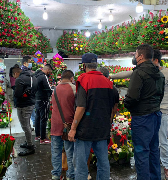 Aumentan precios de arreglos florales en Día de las Madres