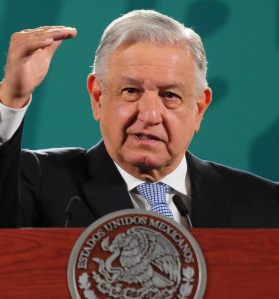 Minimiza López Obrador posible degradación a la aviación nacional