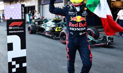 Checo Pérez dedica triunfo a México. Foto: Twitter