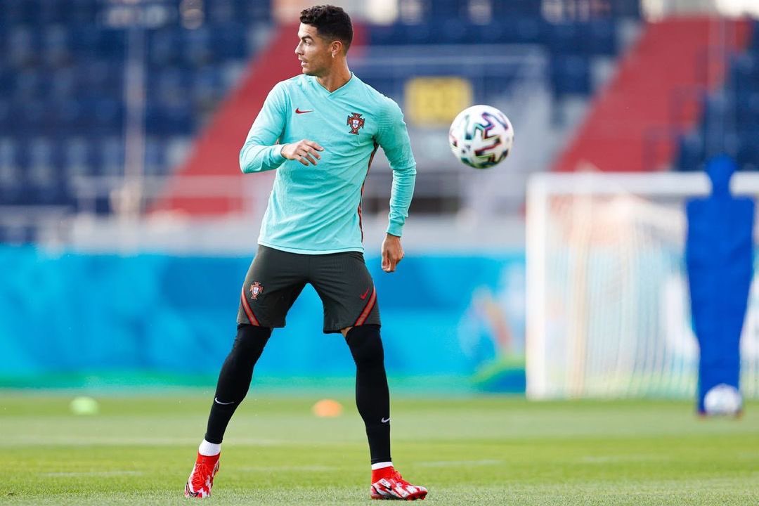 Cristiano Ronaldo podría jugar en el PSG. Foto: Twitter