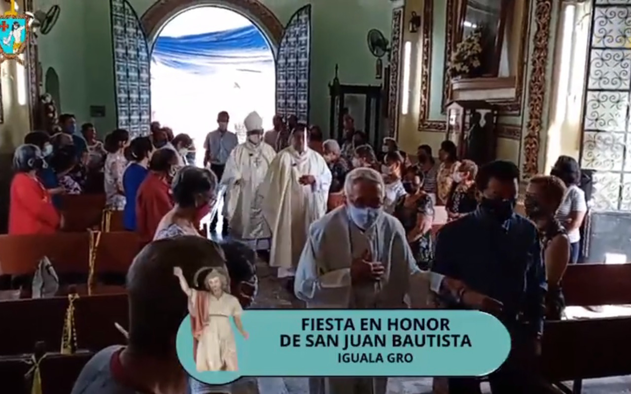 En víspera de fiesta patronal, balacera interrumpe misa en Iguala