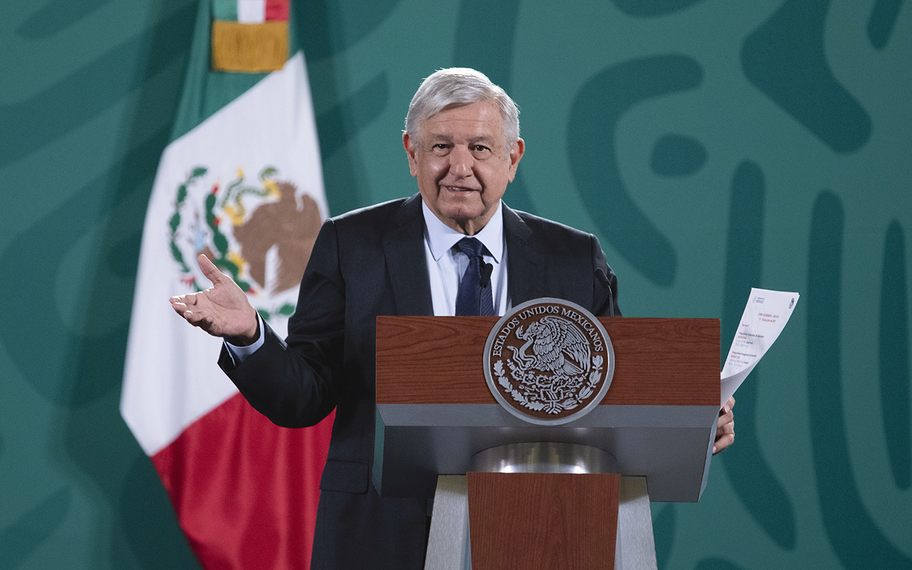 Minimiza López Obrador labor de influencers que llamaron a votar por el Verde