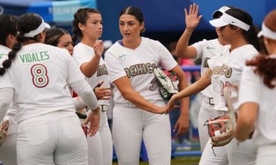 Adelantan sanción contra jugadoras de softbol que tiraron uniforme. Foto: Twitter