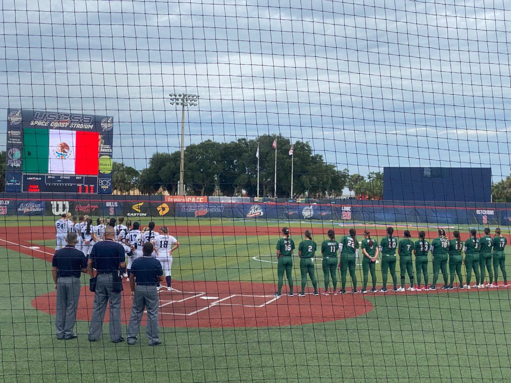 Arranca el Softbol en Juegos Olímpicos. Foto: Twitter