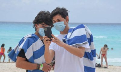 Jóvenes se infectaron de Covid en Cancún. Foto: Cuartoscuro