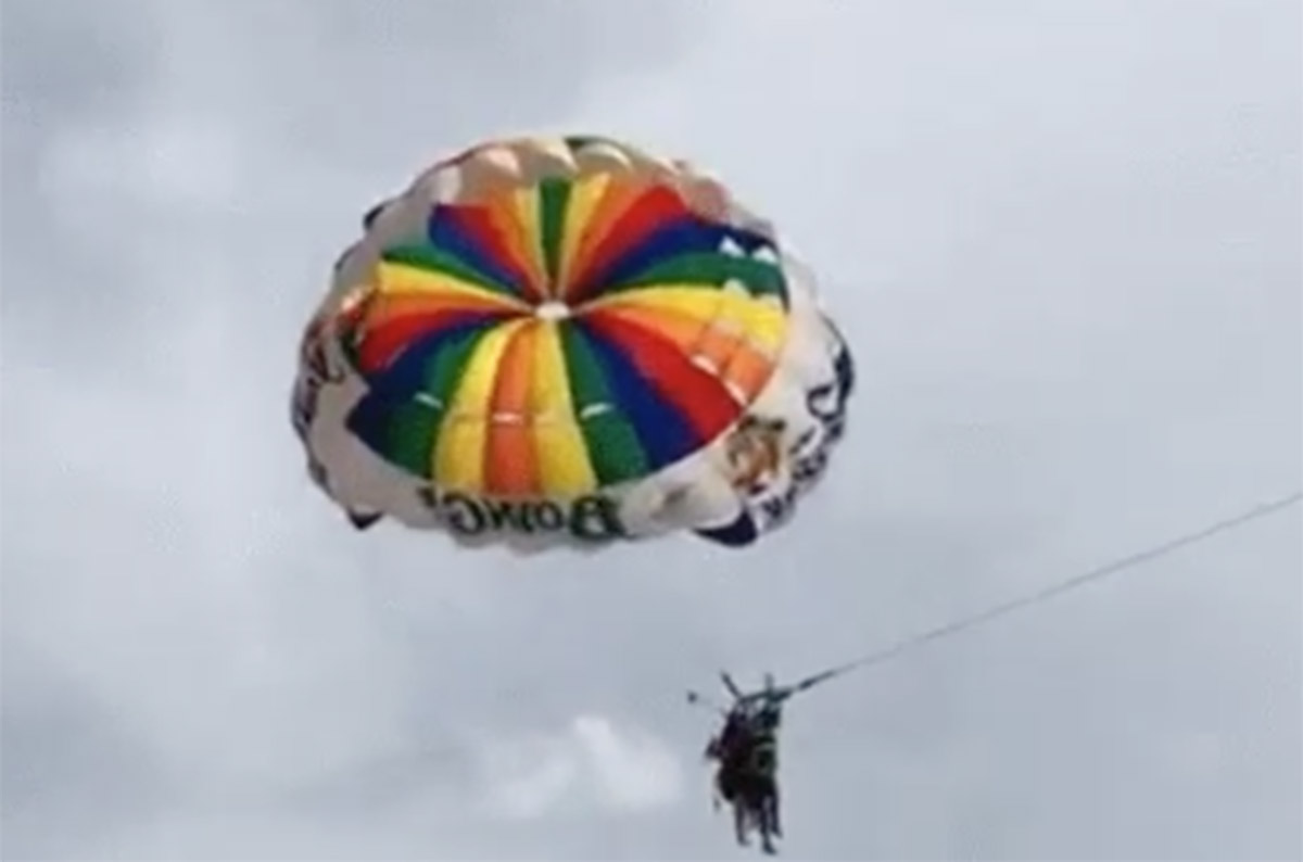 Sobrevive turista al caer del parachute en Acapulco - Vimarsana News
