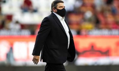 Miguel Herrera lanza amenaza a sus jugadores. Foto: Twitter